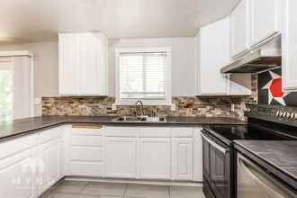 2919 Sesame Cir in Salt Lake City, UT - Building Photo - Building Photo