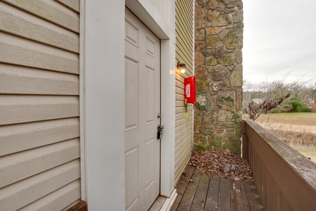 9020 Mahogany Row SE in Huntsville, AL - Building Photo - Building Photo