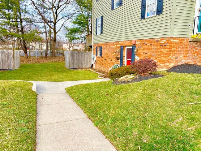 7656 N Arbory Way in Laurel, MD - Building Photo - Building Photo