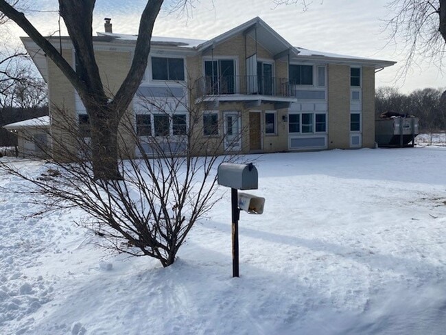 property at 10301-10303 W Fisher Pkwy