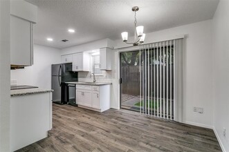 620 Ridgeline Dr in Hurst, TX - Building Photo - Building Photo