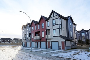 Symons Valley Park NW in Calgary, AB - Building Photo
