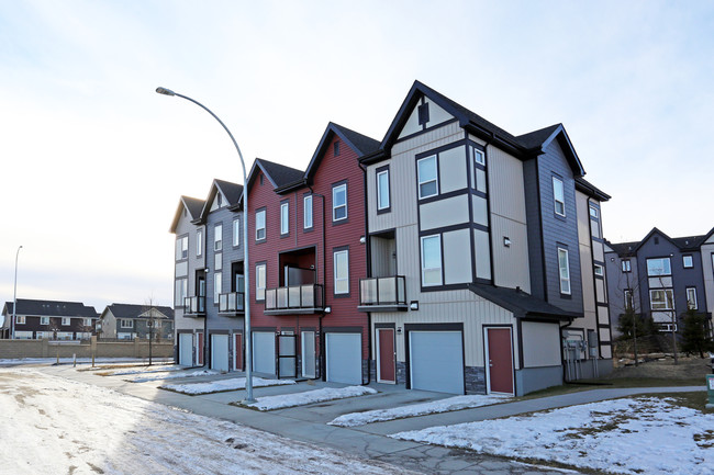 Symons Valley Park NW in Calgary, AB - Building Photo - Primary Photo