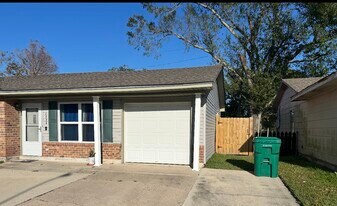 1534 Delta Dr in La Place, LA - Building Photo