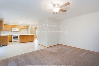 9445 SW Iowa Dr in Tualatin, OR - Building Photo - Building Photo