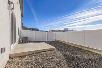 2863 Naples Dr in Grand Junction, CO - Building Photo - Building Photo