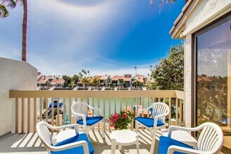 80 Kingston Ct S in Coronado, CA - Building Photo - Building Photo