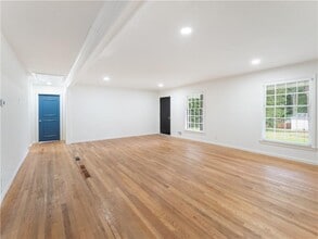 1685 Dunwoody Pl NE in Atlanta, GA - Building Photo - Building Photo