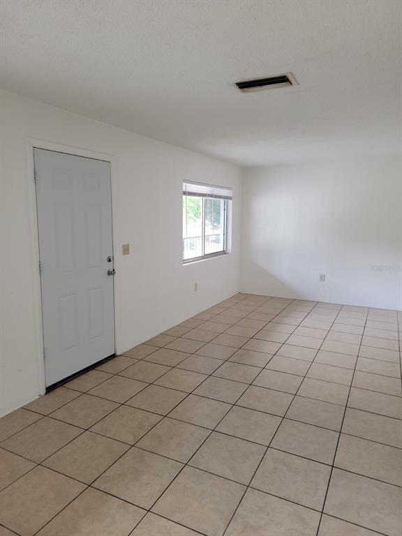 1216 Kennedy Rd in Daytona Beach, FL - Building Photo - Building Photo