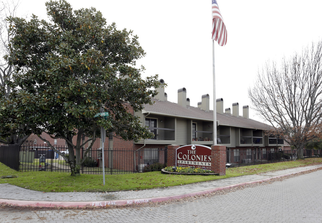 The Colonies in Desoto, TX - Building Photo