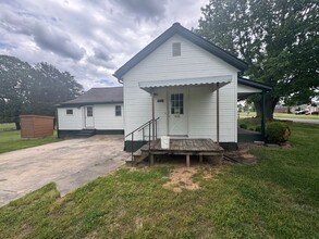1241 Long Branch Rd in Grover, NC - Building Photo - Building Photo