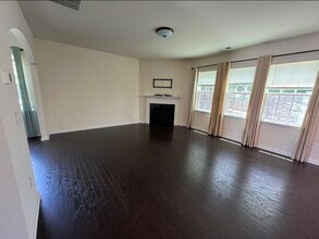 10516 Ebbets Rd in Charlotte, NC - Foto de edificio - Building Photo