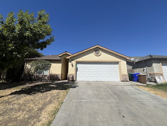 property at 2399 Shoemaker Ave