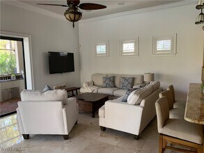 2934 Florentine Ct in Naples, FL - Building Photo - Building Photo