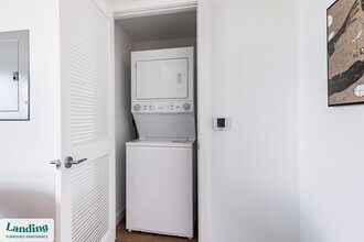 200 NE 1st Ave, Unit 711 in Pompano Beach, FL - Building Photo - Building Photo