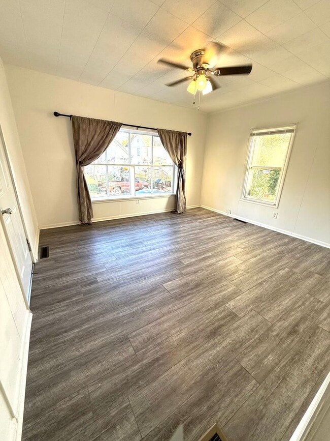 909 4th St in Marietta, OH - Building Photo - Building Photo