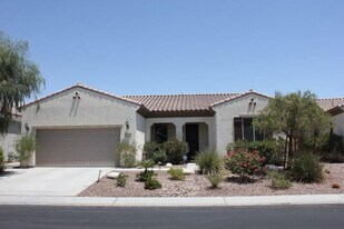 81672 Avenida Viesca in Indio, CA - Building Photo
