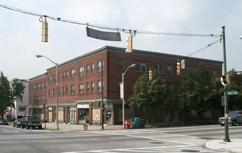 2436 N Charles St in Baltimore, MD - Building Photo - Building Photo