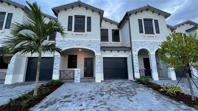 28704 SW 134th Ct