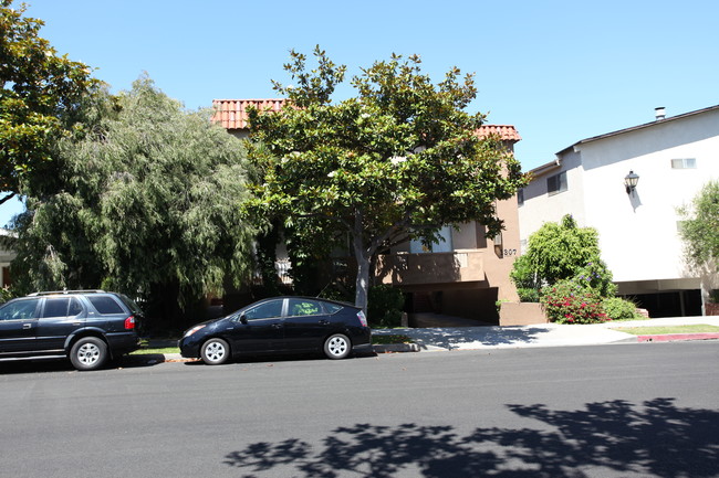 1307 9th St in Santa Monica, CA - Foto de edificio - Building Photo