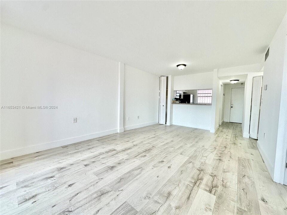 19751 SW 114th Ave, Unit 349 in Miami, FL - Foto de edificio