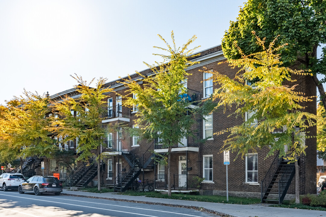 465 De La Canardière Ch in Québec, QC - Building Photo