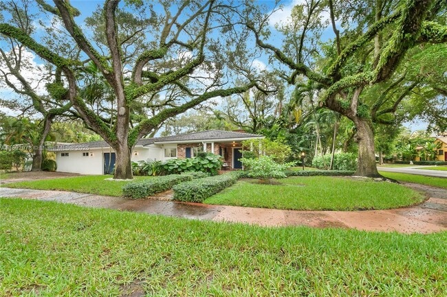 5101 Maggiore St in Coral Gables, FL - Building Photo - Building Photo