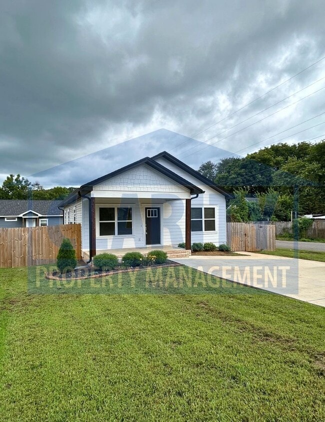 property at 1513 Huff Ave SW