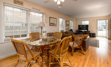 119 6th Ave in Spring Lake, NJ - Building Photo - Building Photo