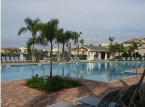 660 Amador Ln-Unit -6 in West Palm Beach, FL - Foto de edificio - Building Photo