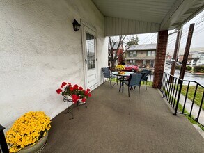 30 N 2nd St in Emmaus, PA - Building Photo - Building Photo