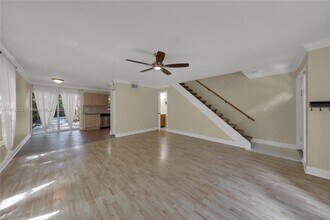307 SW 11th Ct in Fort Lauderdale, FL - Building Photo - Building Photo