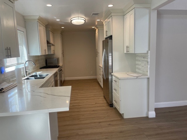 property at 5707 Melvin Ave