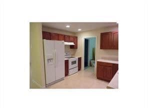 6680 NW 16th St in Margate, FL - Building Photo - Building Photo