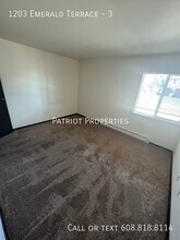 1203 Emerald Terrace, Unit 3 in Sun Prairie, WI - Building Photo - Building Photo