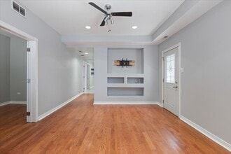 5241 S Wolcott Ave in Chicago, IL - Building Photo - Building Photo