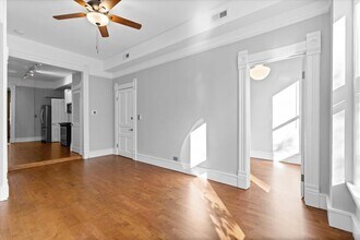 1102 N Wolcott Ave in Chicago, IL - Foto de edificio - Building Photo