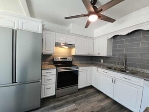 3107 37th Ave W in Bradenton, FL - Building Photo - Building Photo