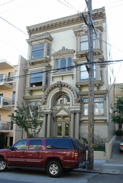 1267 Page St in San Francisco, CA - Building Photo