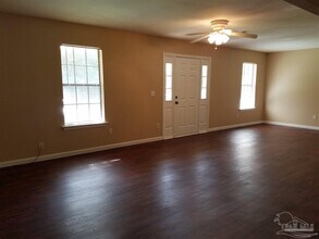 8490 Lawton St in Pensacola, FL - Building Photo - Building Photo