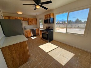 1118 18th St in Alamogordo, NM - Building Photo - Building Photo