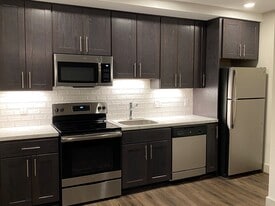 Priscilla on Pennsylvania in Indianapolis, IN - Building Photo