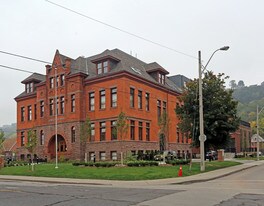 Stinson School Lofts in Hamilton, ON - Building Photo