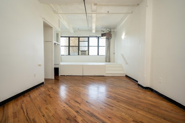 2 Union St, Unit 1P in Jersey City, NJ - Building Photo - Building Photo