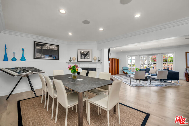 751 Westholme Ave in Los Angeles, CA - Building Photo - Building Photo