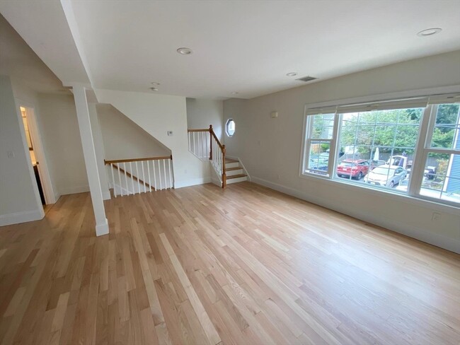 18 Plainfield St in Boston, MA - Building Photo - Building Photo
