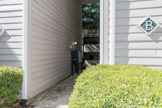 600 Audubon Lake Dr in Durham, NC - Building Photo - Building Photo