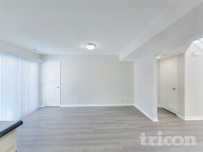 951 Atir Ln, Unit 04-A in Greenfield, IN - Foto de edificio - Building Photo