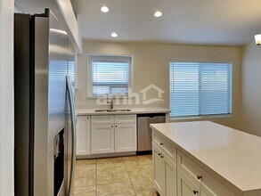 10412 W Albeniz Pl in Tolleson, AZ - Building Photo - Building Photo
