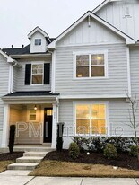 156 Etteinne Garden Ln in Wake Forest, NC - Building Photo